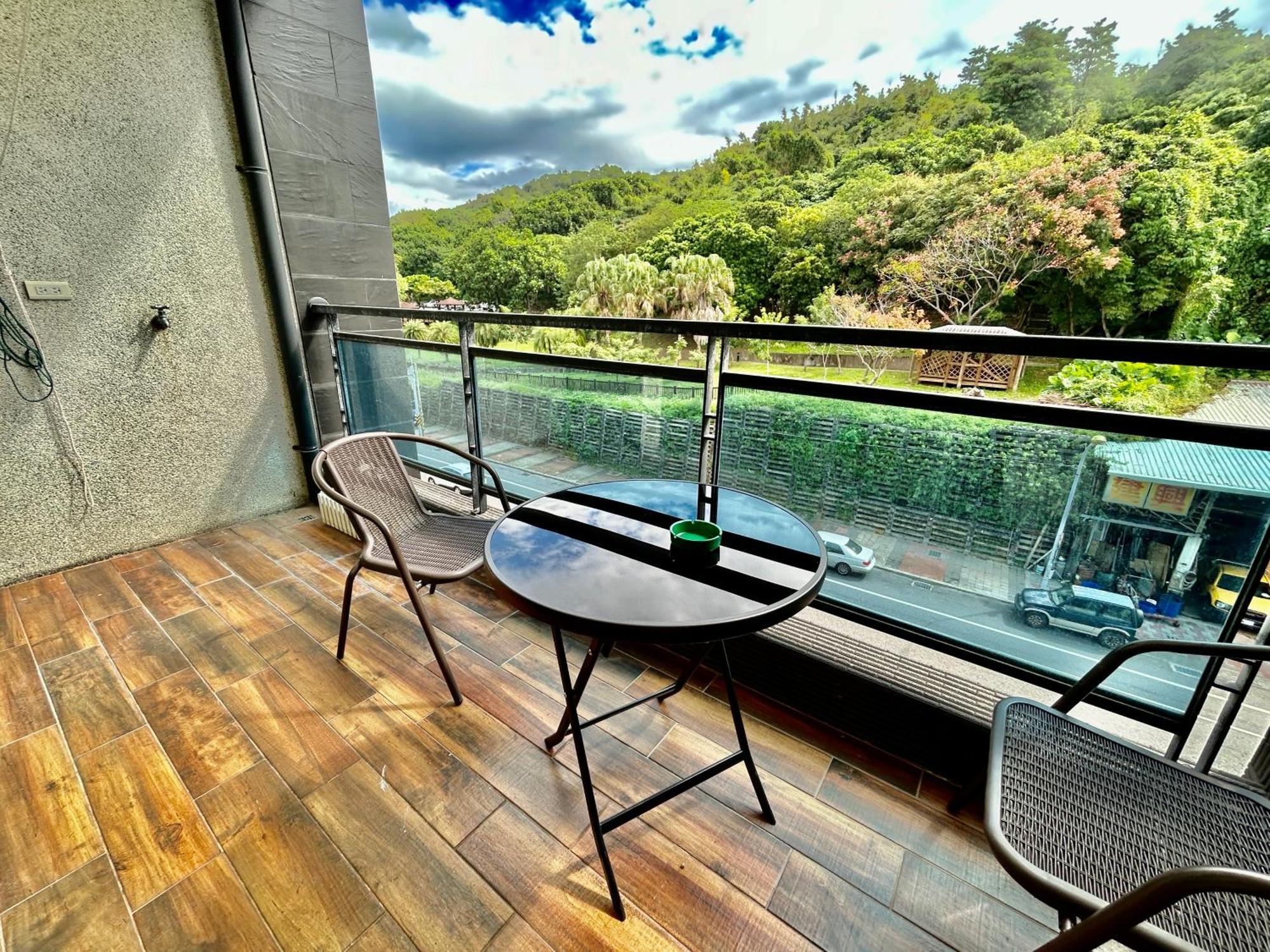 Qing Man Homestay Hualien Extérieur photo